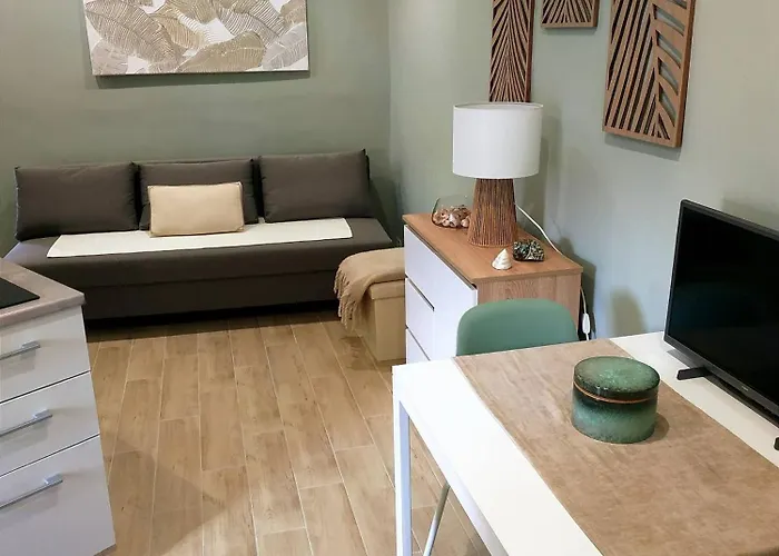 Apartment A Delightful Wedding Favor In The Heart Of