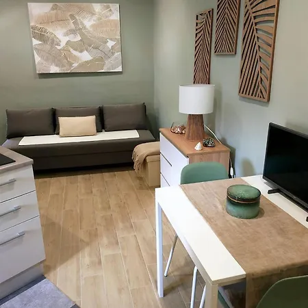 דירה A Delightful Wedding Favor In The Heart Of