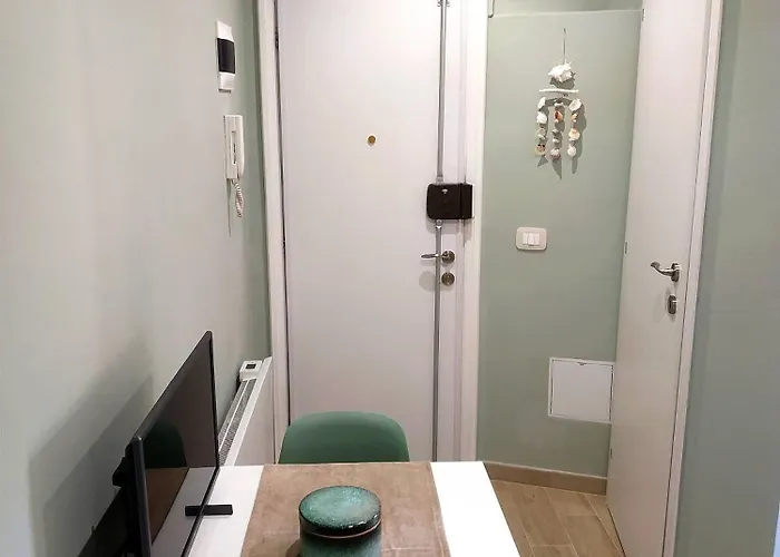 A Delightful Wedding Favor In The Heart Of Apartmán